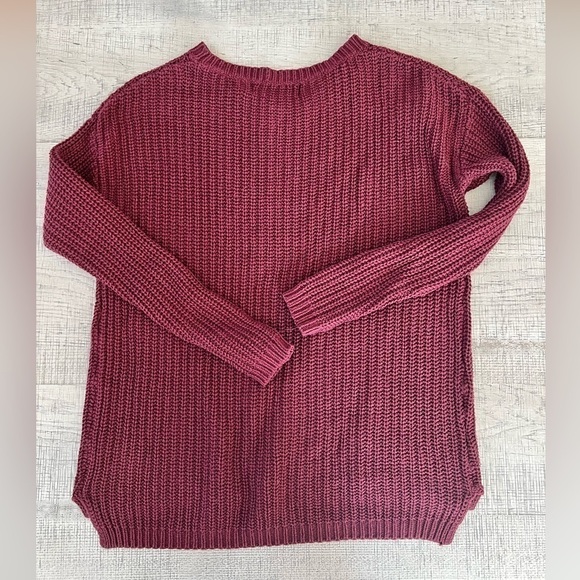 Forever21 Red Heavy Knitted Long Sleeve Sweater Size Medium - Picture 2 of 10